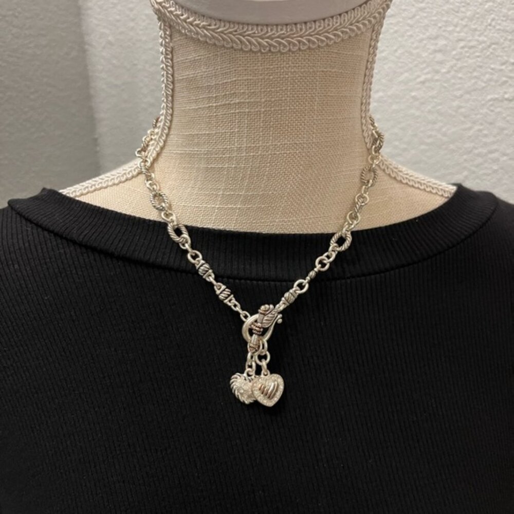 Elegant Silver Heart Pendant Necklace - Picture 7 of 7